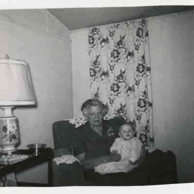 Lillian Armstrong and Gilda Brunner