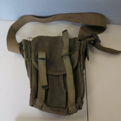 Front of bag: Origsize: 14" (h) x 9" (w) x 4; Origformat: Artifact