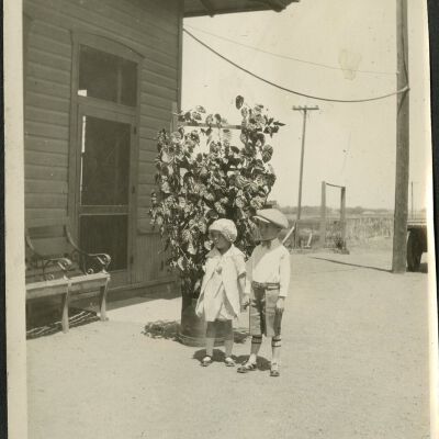 Siblings Robert Hillen and Rose Hillen by Superior Depot, Easter 1927: Origsize: 3 1/2" x 5 3/4"; Origformat: Print-Photographic; Resolution: 300dpi