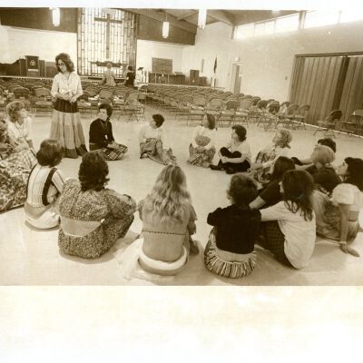 Belly Dancers in the Round (sitting in a circle)