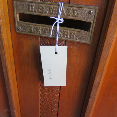 Number on mail slot.: Origformat: Artifact