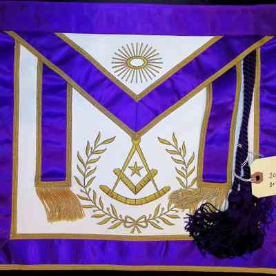 Thomas George Eastman Sr. District Deputy Apron