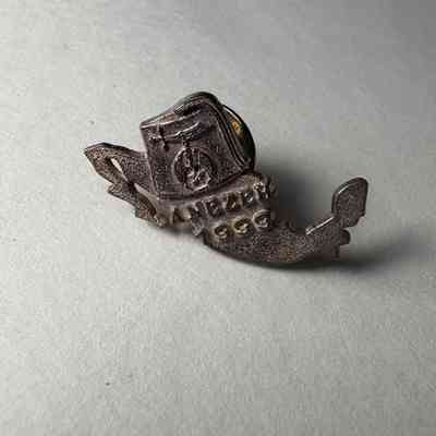Pin: Anezeh Shriners. Mexico. Donated by PGM James O. Wood (1999)