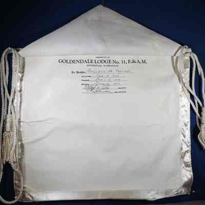 Wallace W. Pascoe Apron