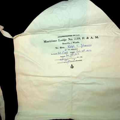 Ralph V. Johansen apron