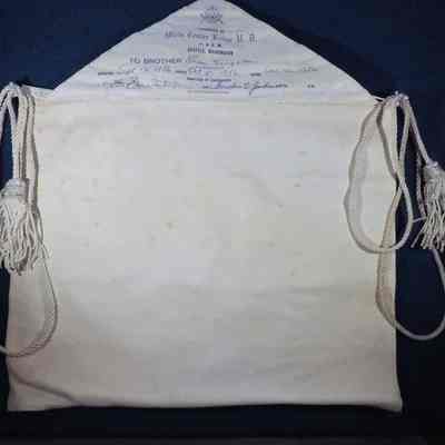 Ross Kingston Apron