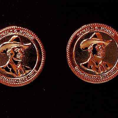 2 Coins: Donald G. Munks, Grand Master (2015-2016)