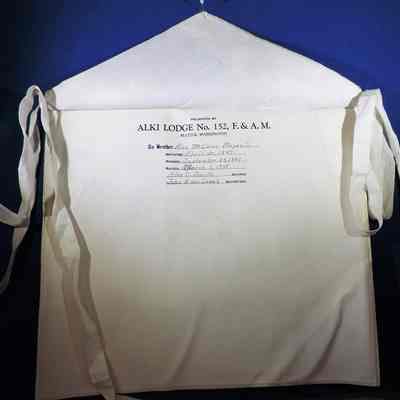 Alva M. Moyer Jr. Apron