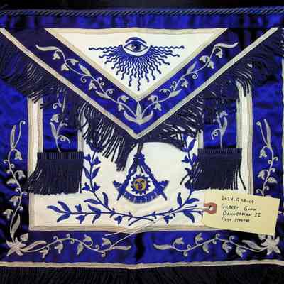 Gilbert Gunn Bannerman II Apron