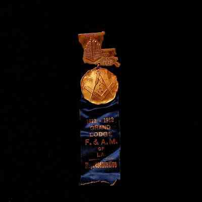 Medallion: Gold with blue ribbon. Grand Lodge F.&A.M. of Louisiana (1912)