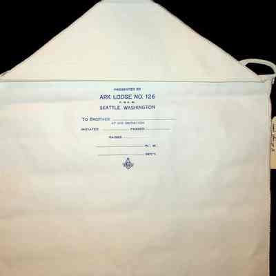 Robert Robinson Apron