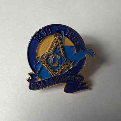 Pin: Grand Lodge of West Virignia Seba T. Anderson. Donated by PGM James O. Wood (1999)