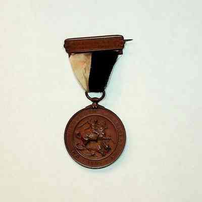 Medallion: "Mass. and R.I. 1805-1905, One Hundredth Anniversary 1905" Knight's Templar