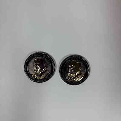 2 Coins: Two limited edition Past Grand Master Coins, MW Ed Woods (2022-2023). Depicts Woods bust on the front side, and a puzzle that can be decoded by Masons on the back.