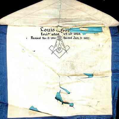 Louis (Unknown) Apron