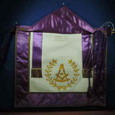 Warren H. Murphy DD Apron