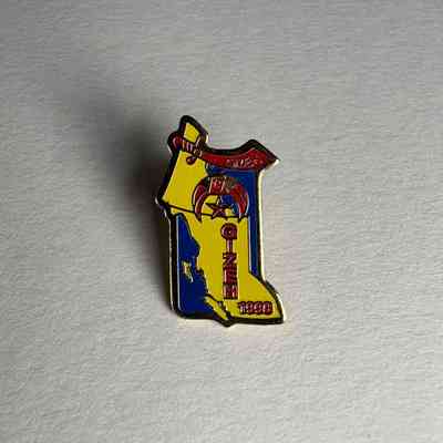 Pin: Outline of Northern Florida. Shrine Symbols. "Gizeh/ 1998" Belonged to PGM James O. Wood (1998)