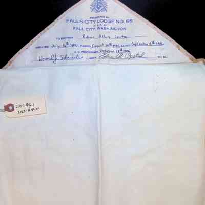 Robert Allan Lontz Apron