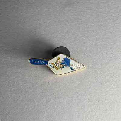 Pin: Grand Lodge of Alaska. Belonged to PGM James O. Wood (2004)