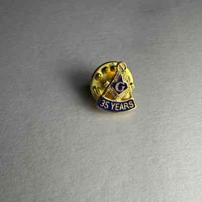 Pin: 35 Year Master Mason Pin. Donated by PGM James O. Wood (c.1996)