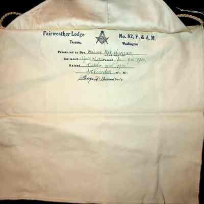 William Ray Hunter Apron