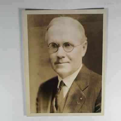 Photograph: PGM John M. Roberts (1932-1933)