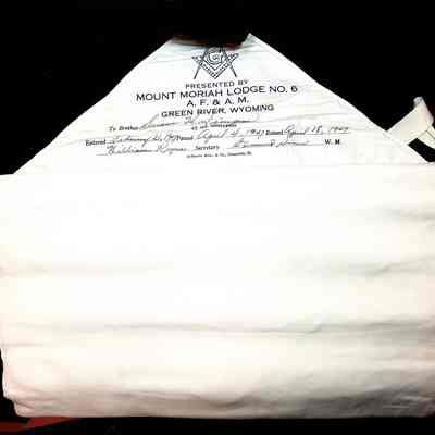 Duane Wellington Simpson Apron
