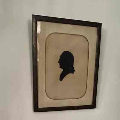 silhouette of George Washington