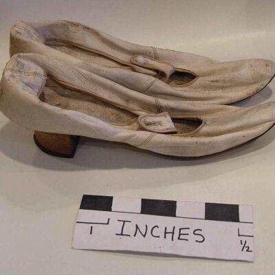 Shoe