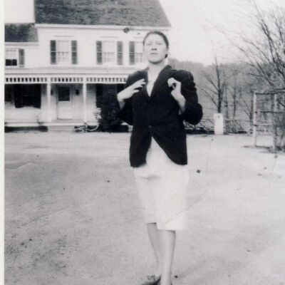 Leah (Glasser) Harris