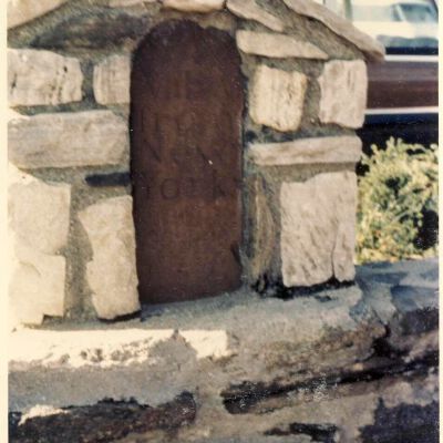 Mile Marker in front of Arcade Building