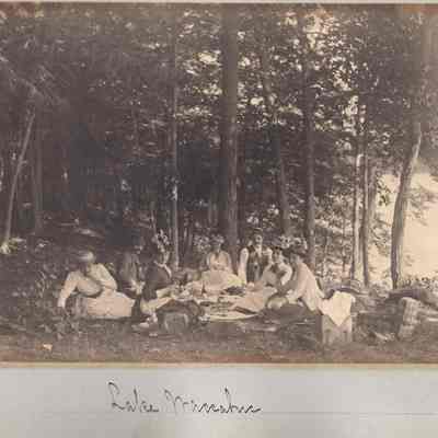 Lake Waccabuc Picnic