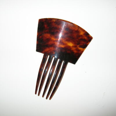 Comb