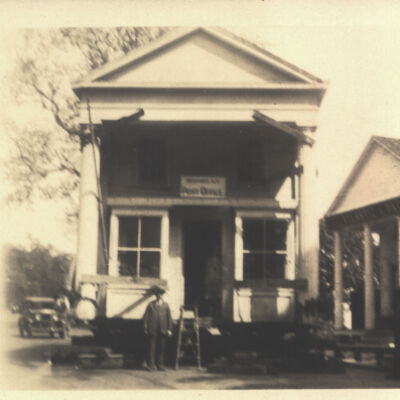 The moving of the Bedford Post Office