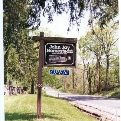 John Jay Homestead, Katonah: Entrance sign