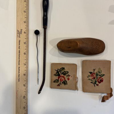 Case, Needle