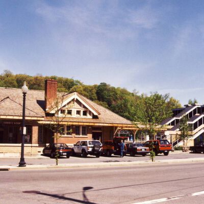 New Railroad Station, 1994