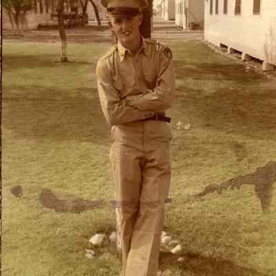 Robert (Bobby) Glasser in uniform