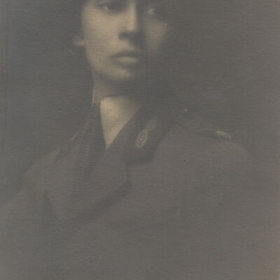 Portrait of unknown woman