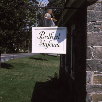 Bedford Museum Sign