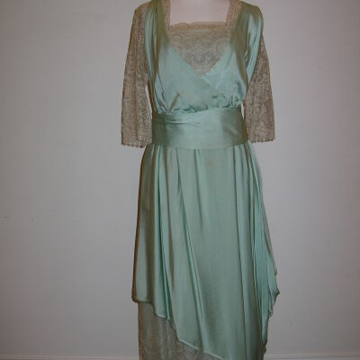 Gown