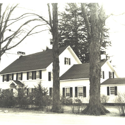 Undientified House, Pound Ridge Road, Bedford