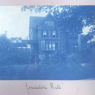 Renwick Jocuistita Hall