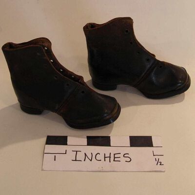 Shoe