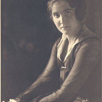 Portrait of unknown woman