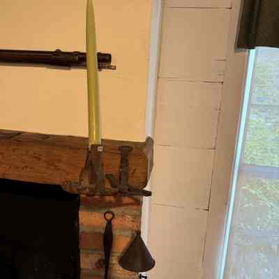 Candle holder