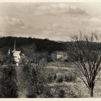 Bedford Presbyterian Church, view from Seminary Road