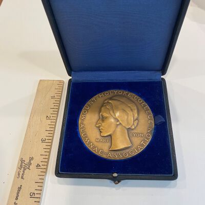 Medal, Commemorative