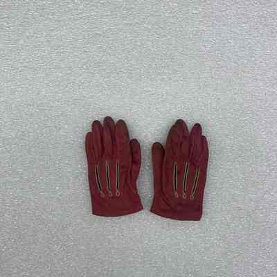 Doll gloves