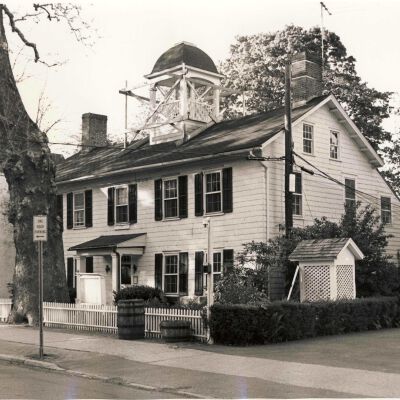 Bedford Free Library Building